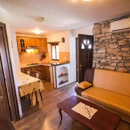Fuer 2 Personen Ca 30 M In Buzinija, Adriakueste Kroatien Westkueste Von Istrien Apartment *